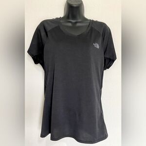 Pre-Owned The North Face Women's Size L Active T-Shirt